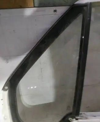 Ford Transit Front door vent window glass four-door as2