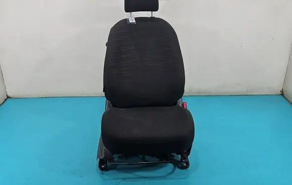 Toyota Yaris Front passenger seat IMPRK1529371