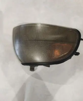 Mitsubishi Space Gear Front indicator light
