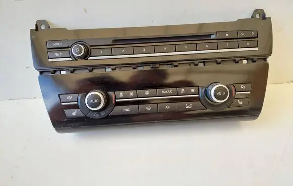 BMW 5 F10 F11 Climate control unit 9389029