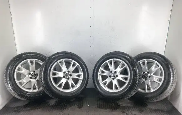 Volvo XC90 R18 alloy rim 