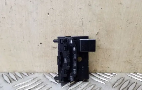 Volkswagen Tiguan Steering angle sensor 1K0959654