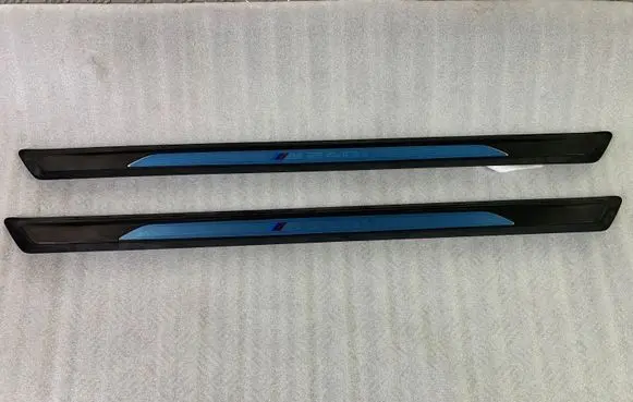BMW 2 F22 F23 Front sill trim cover 8067079 893798000