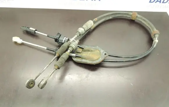 Toyota RAV 4 (XA30) Gear shift cable linkage