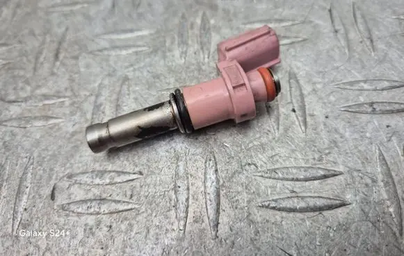 Lexus GS 300 350 430 450H Fuel injector 2325031070