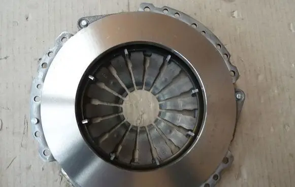 Opel Astra J Clutch pressure plate 3082600584T
