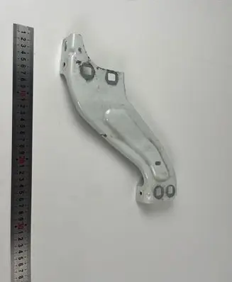 Citroen Berlingo Fender mounting bracket 