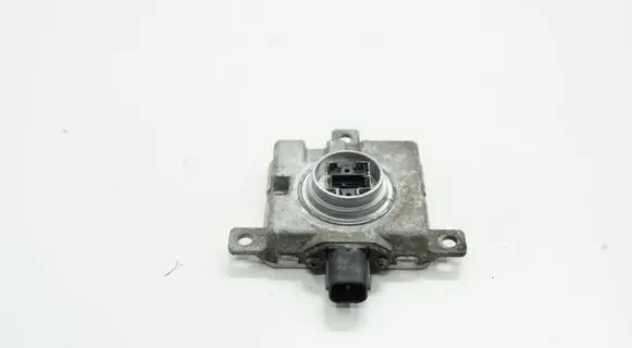 Mazda 3 III Voltage converter/converter module D4SD4R2000HACR D4SD4R2000H