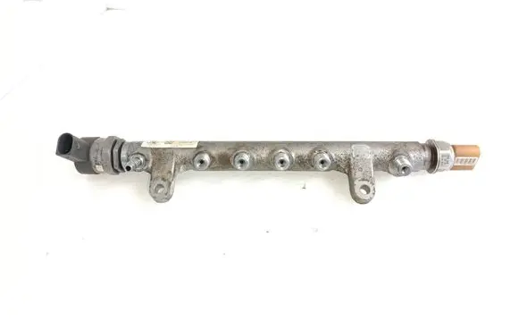 Volkswagen Transporter - Caravelle T5 Fuel main line pipe 03L130089 057130764H