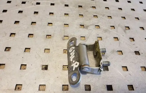 Toyota Auris E180 Loading door upper hinge 