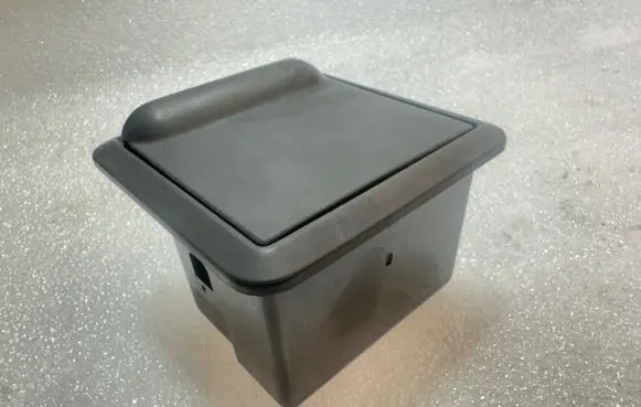 Mitsubishi Eclipse (D21A/D22A/D27A) Ashtray (front) MB522107