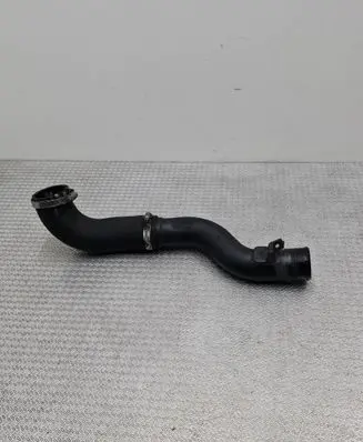Land Rover Discovery 5 Intercooler hose/pipe FPLA6K770C PA66GF15