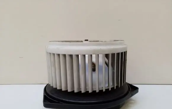 Nissan Murano Z50 Heater fan/blower A025004Z08 3K01330352