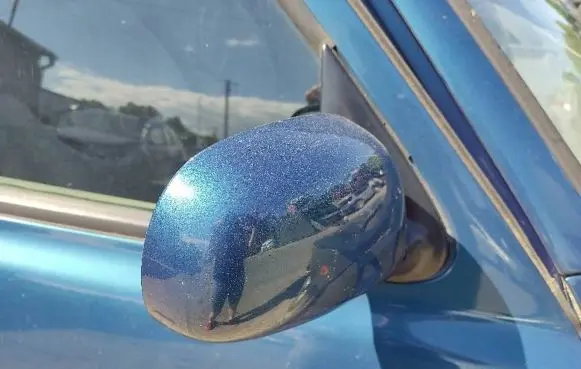Nissan Micra Front door electric wing mirror