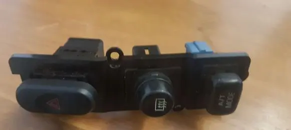 Mitsubishi Pajero Sport I Hazard light switch MR117578