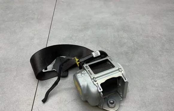 Opel Astra K Rear seatbelt 34230836A