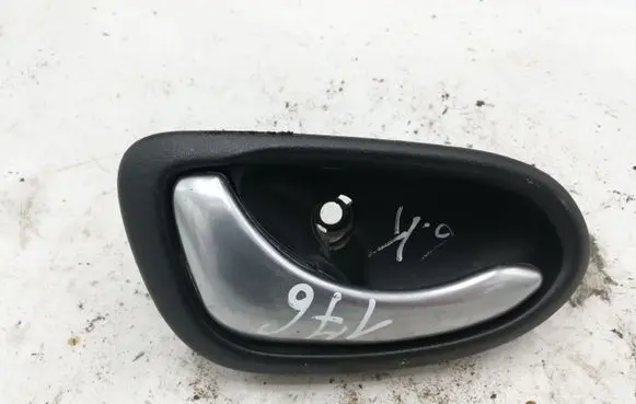 Nissan Primera Front door interior handle 82671AV600 82671AV601