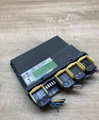 Ford Mondeo Mk III Comfort/convenience module 3S7T15K600TC 5WK48752F