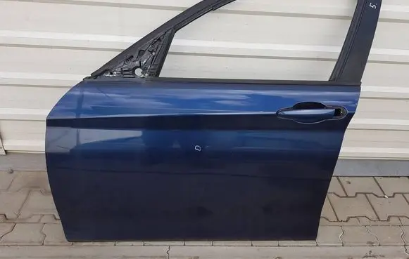 BMW 1 F20 F21 Front door 