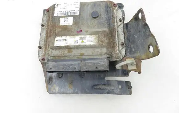 Opel Zafira B Engine control unit/module 8980539091 98053909 MB2758008171