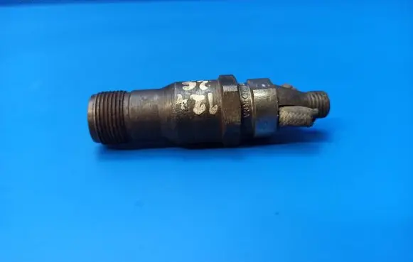 Mercedes-Benz E W124 Fuel injector KCA27S55262 435BAR