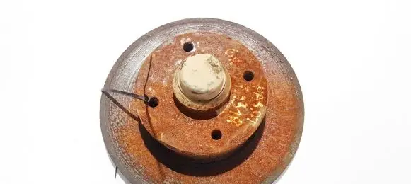 Volkswagen PASSAT B4 Rear brake disc neventiliuojamas