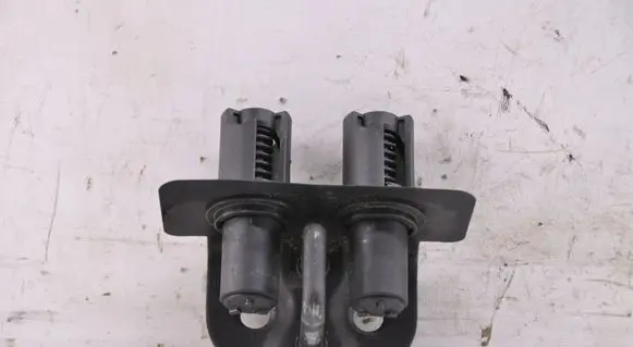 Opel Insignia B Loading door lock 13412955
