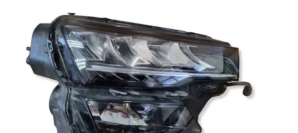 Skoda Karoq Headlight/headlamp 57B941010 0022563406