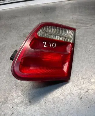 Mercedes-Benz E W210 Tailgate rear/tail lights A2108203864 31850202