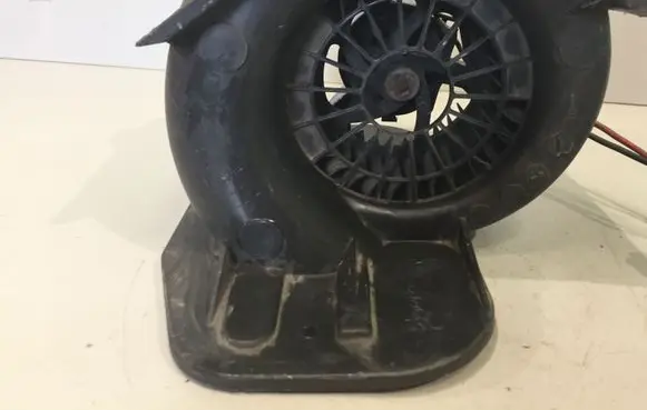Renault 19 Heater fan/blower A36105718V 7700811864