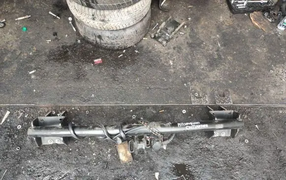 Mitsubishi Outlander Tow bar brak