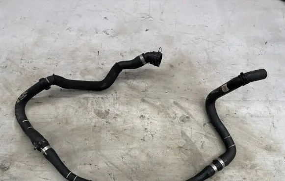 BMW X2 F39 Engine coolant pipe/hose 6832801 64216832801