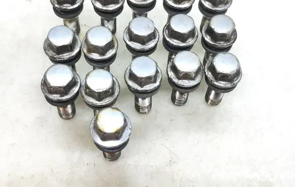 Volvo S60 Nuts/bolts 