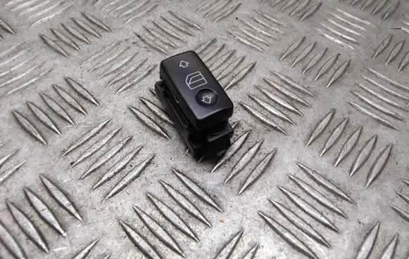 Mercedes-Benz S W220 Electric window control switch A2208213379