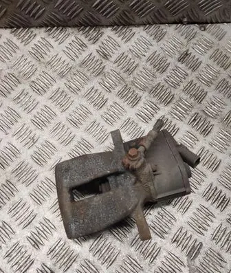 Volkswagen PASSAT CC Rear brake caliper 
