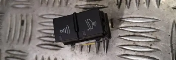 Audi A4 S4 B7 8E 8H Alarm switch 8e2962109