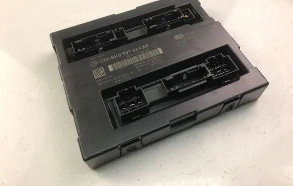 Audi A5 8T 8F Other control units/modules 8K0907064EE