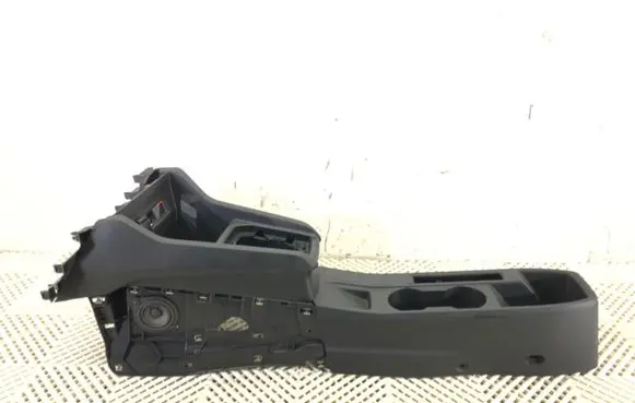 Renault Clio V Center console 