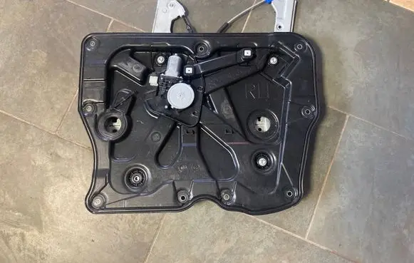 Nissan X-Trail T31 Front door window regulator with motor 80730EG000 0620402920 80774JG