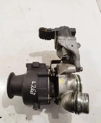 BMW 5 E60 E61 Turbo 781019903 4933500220 tf035hl6b
