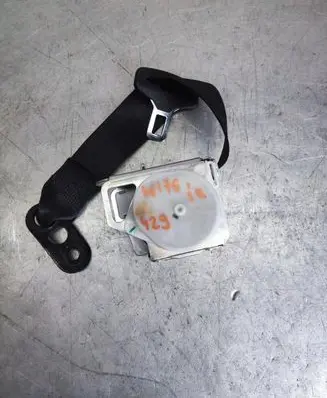 Mercedes-Benz A W176 Middle seatbelt (rear) A1768601885