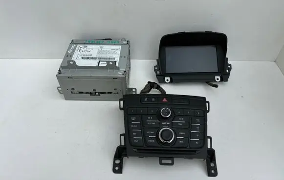 Opel Zafira C Radio/GPS head unit trim 7612034346