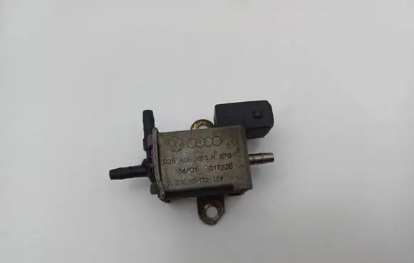 Volkswagen Golf IV Turbo solenoid valve 026906283H