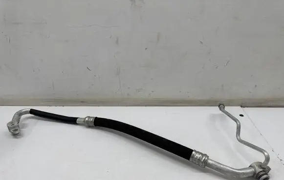 Air conditioning (A/C) pipe/hose