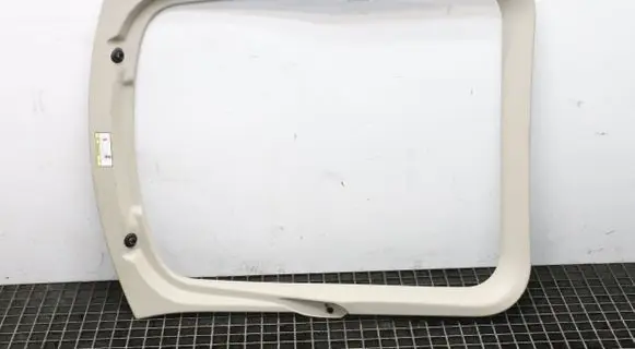 Jaguar XK - XKR Tailgate trim 6W83407A64AGW