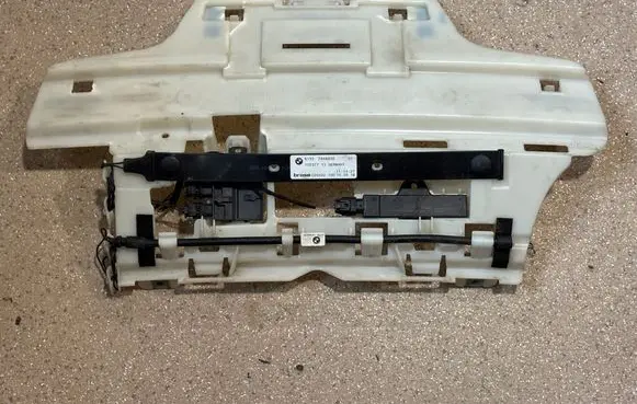 BMW M4 F82 F83 Rear bumper mounting bracket 8054289 7848839