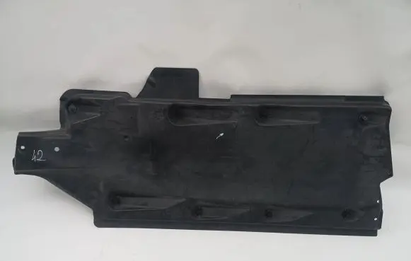 Audi A1 Engine splash shield/under tray 6R0825202