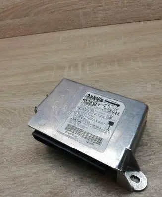 Renault Megane II Airbag control unit/module 8200280994 603047500
