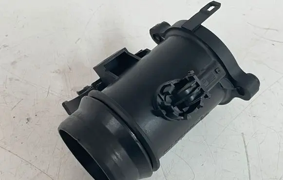 BMW 5 F10 F11 Mass air flow meter 1161850635903 8506359