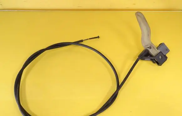 Engine bonnet/hood lock release cable
